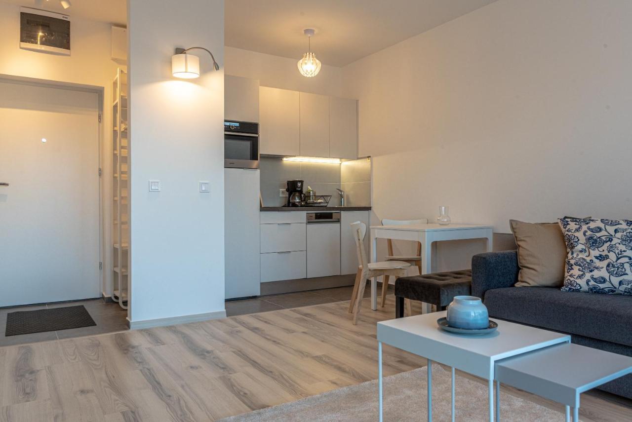Dob36 Apartment With Free Private Parking And Balcony Budapest Exterior photo